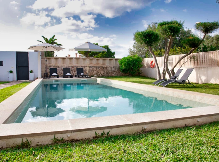 Stunning fincastyle villa near the sea in Sa Torre-2