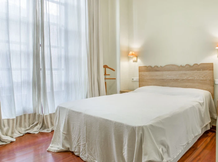 Belle Etage with sea view terrace and parking in the Old Town of Palma de Mallorca-13