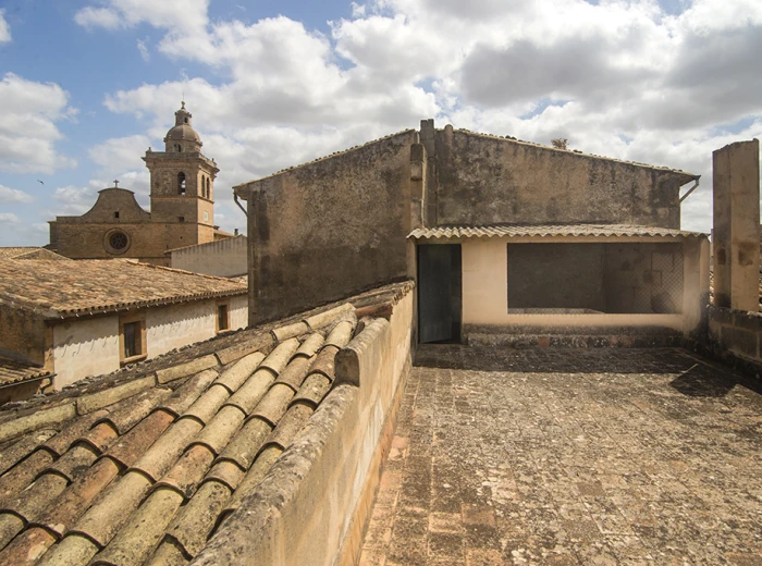 Historisches Stadthaus zur Renovierung in Algaida-11