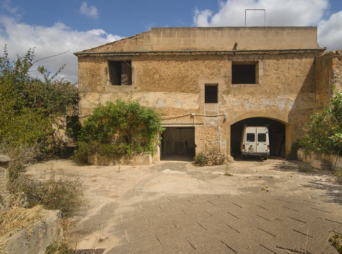Historica casa de pueblo para reformar en Algaida-19