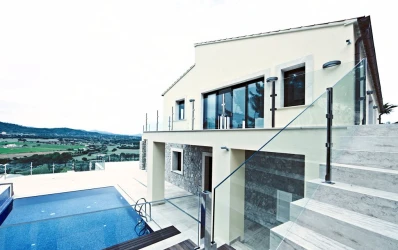 Delightful modern villa with rental licence near the golf course in Cap Vermell