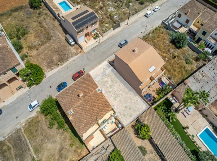Urban plot with building permission in Ses Salines-4