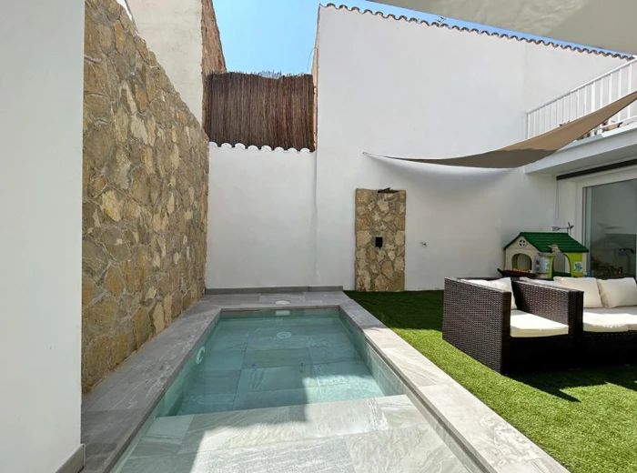Moderna casa de pueblo con piscina en Alaró-5