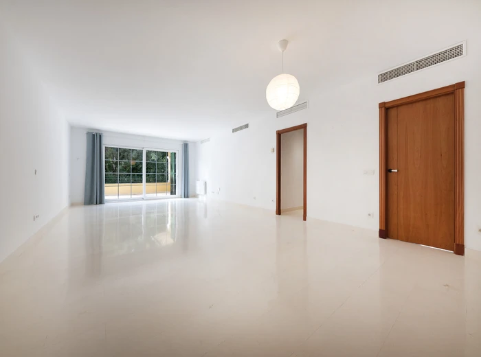 Apartment in exclusive residential complex in Son Vida-4