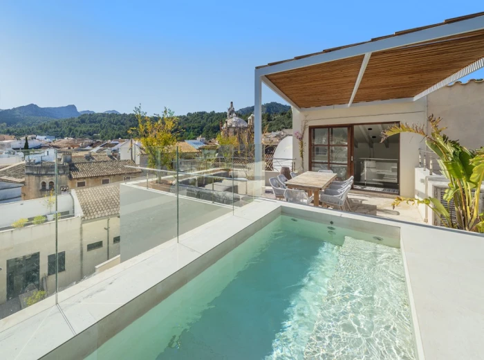 Fantástica casa con terraza en la azotea, piscina y garaje-2