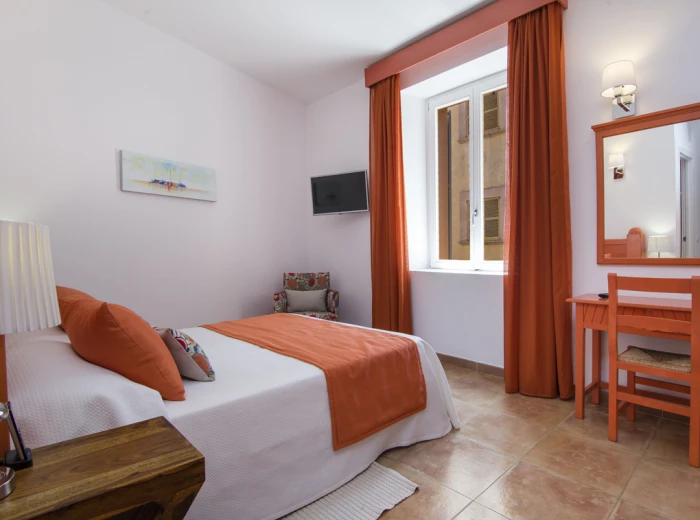 Cosy boutique hotel in the center of the island in Sineu-10