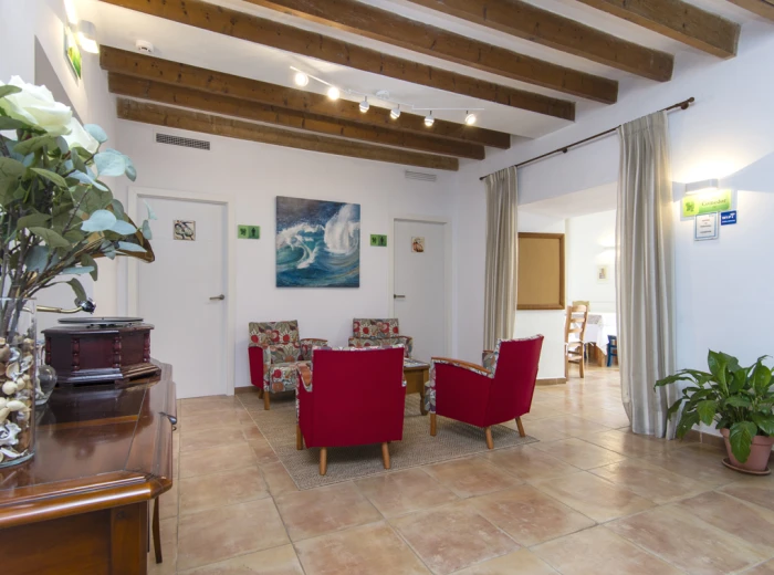 Cosy boutique hotel in the center of the island in Sineu-12