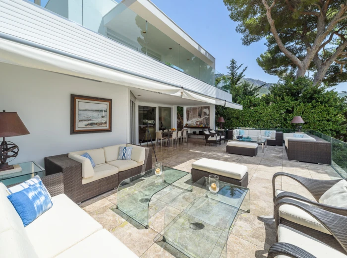 Luxuriöse Villa am Strand von Formentor-8