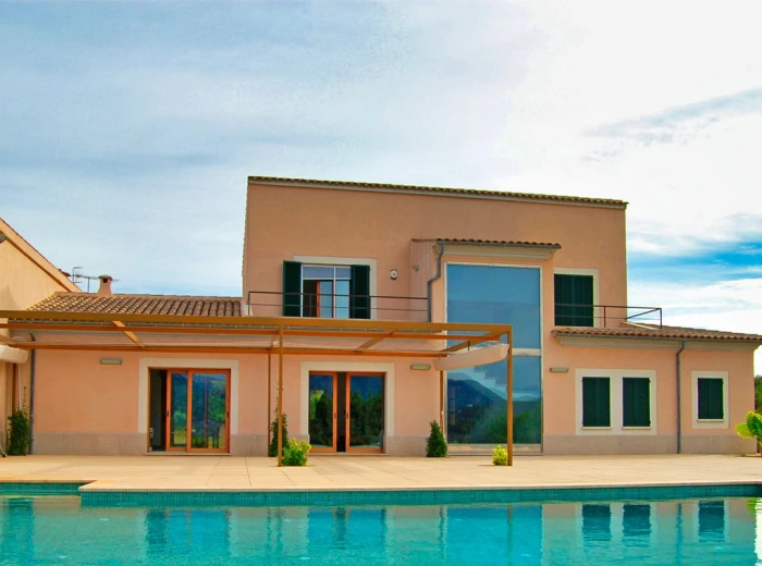 Holiday rental: Excellent country estate with stunning views and holiday rental license in Moscari-9